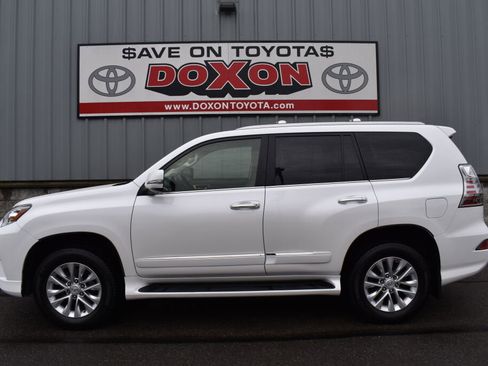 Used 2018 Lexus GX 460 GX 460 4WD image 4