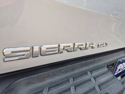 Used 2014 GMC Sierra 2500 SLT w/ SLT Convenience Package AWD/4WD image 14