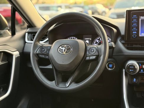 Used 2019 Toyota RAV4 XLE w/ All Weather Liner Package AWD/4WD image 22