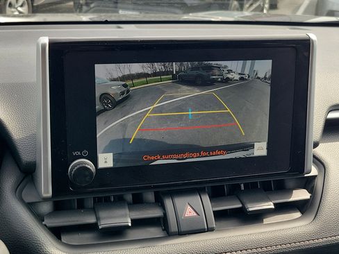 Used 2024 Toyota RAV4 XLE w/ Convenience Package image 30