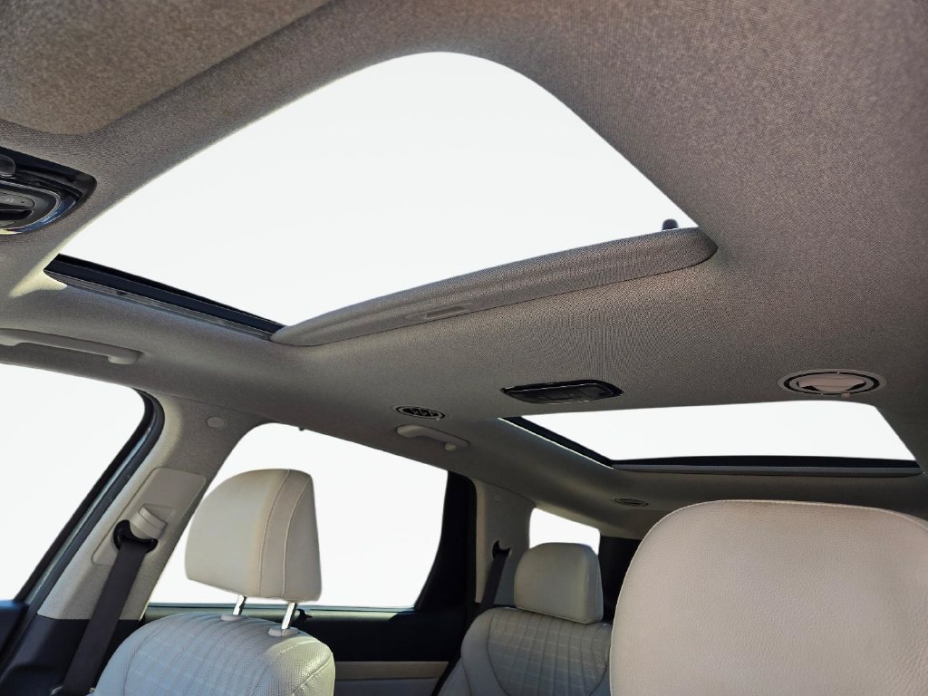 Used 2024 Hyundai Palisade Limited FWD image 17