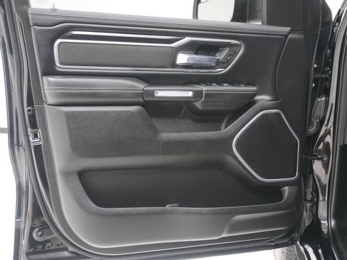 Used 2023 RAM 1500 Laramie AWD/4WD image 13