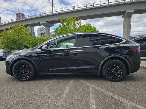 Used 2020 Tesla Model X Performance image 5
