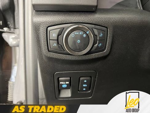 Used 2020 Ford F150 XLT w/ Equipment Group 302A Luxury AWD/4WD image 19