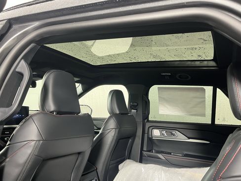 New 2026 Ford Explorer ST w/ Sun And Sound Package image 14