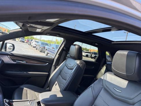 Used 2024 Cadillac XT5 Sportv w/ Platinum Package AWD/4WD image 25