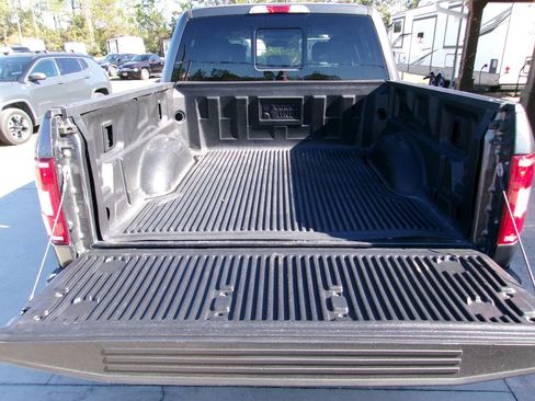 Used 2019 Ford F150 Lariat RWD image 15