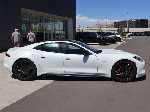 Used 2025 Karma Revero Luxury RWD image 4