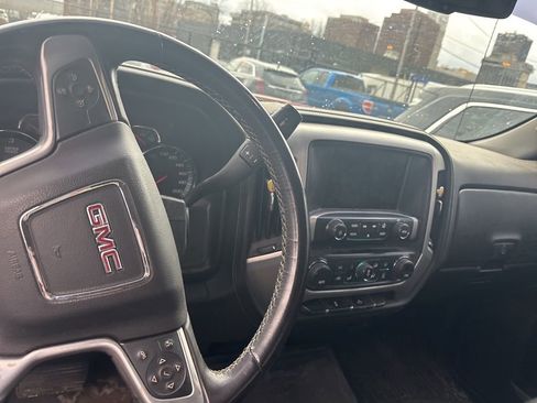 Used 2017 GMC Sierra 1500 SLE image 9