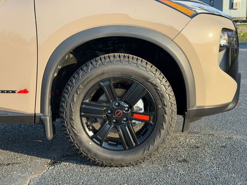 New 2026 Nissan Rogue Rock Creek image 11