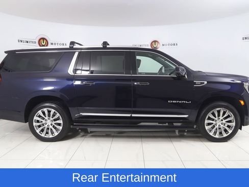 Used 2023 GMC Yukon XL Denali w/ Advanced Technology Package image 2