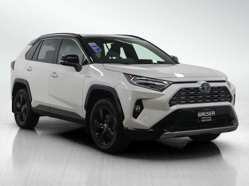 Used 2020 Toyota RAV4 XSE image 7