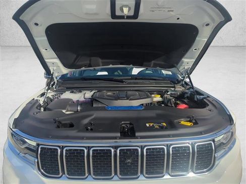 New 2025 Jeep Wagoneer Series II image 15