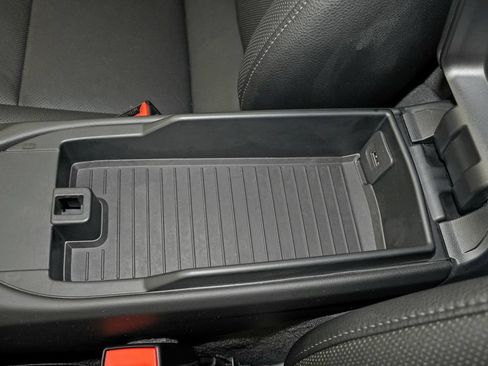 Certified 2017 Porsche 718 Boxster S RWD image 45
