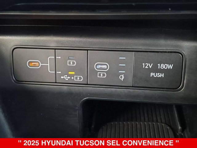 Used 2025 Hyundai Tucson SEL AWD/4WD image 27