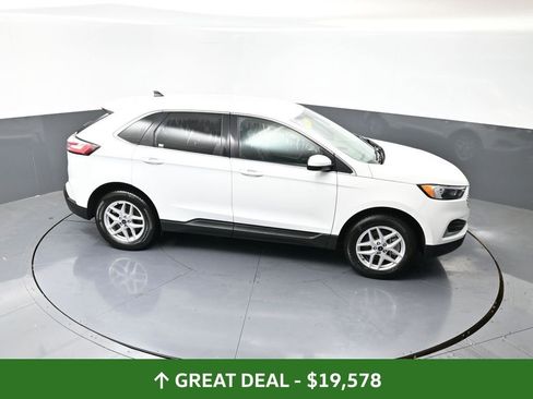 Used 2023 Ford Edge SEL image 45