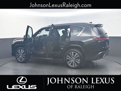 New 2026 Lexus LX 600 4WD w/ Luxury Package image 30