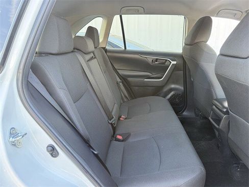 Used 2020 Toyota RAV4 LE image 30