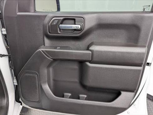 Used 2022 Chevrolet Silverado 1500 Custom RWD image 22