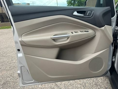 Used 2015 Ford C-MAX SEL w/ Interior Protection Package FWD image 25