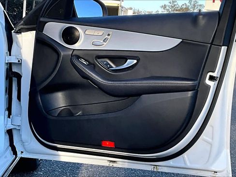 Used 2021 Mercedes-Benz C 300 C 300 image 23