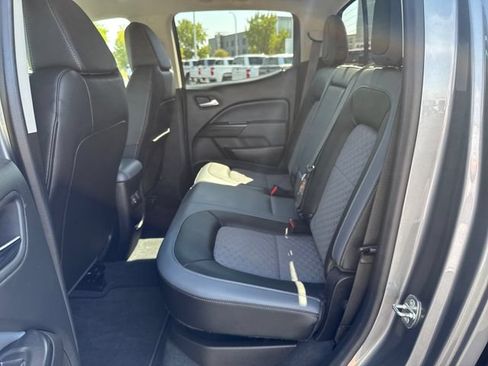 Used 2020 Chevrolet Colorado Z71 AWD/4WD image 24