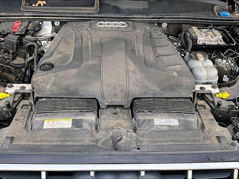 Used 2021 Audi Q7 2.0T Premium w/ Convenience Package image 12