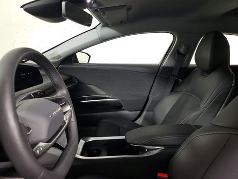 Used 2025 Lucid Air Pure RWD image 21
