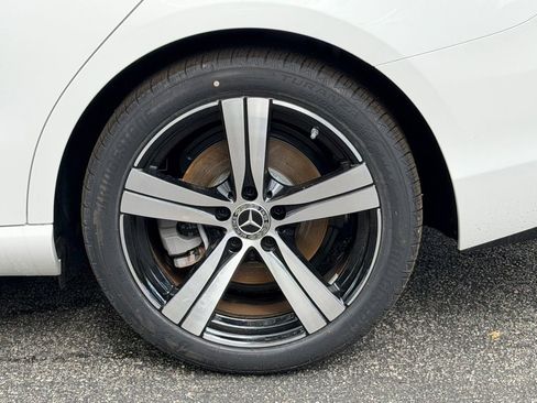 New 2026 Mercedes-Benz C 300 4MATIC Sedan image 15