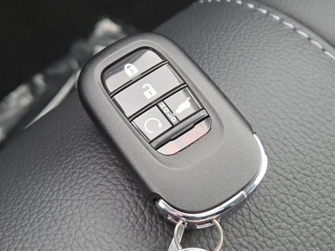 New 2026 Honda Pilot Touring image 35