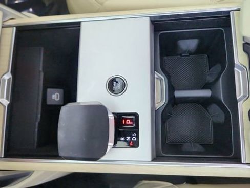 Used 2024 Land Rover Range Rover SE AWD/4WD image 47