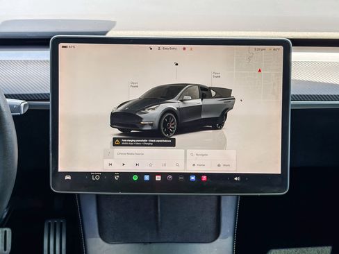 Used 2022 Tesla Model Y Performance AWD/4WD image 13