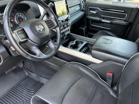 Used 2019 RAM 2500 Laramie AWD/4WD image 9