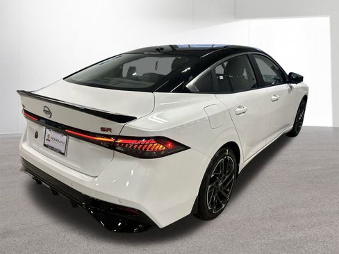 New 2026 Nissan Sentra SR w/ SR Premium Package image 40