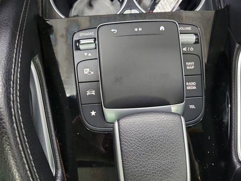 Used 2024 Mercedes-Benz GLE 350 GLE 350 w/ 3rd Row Seat Package image 49