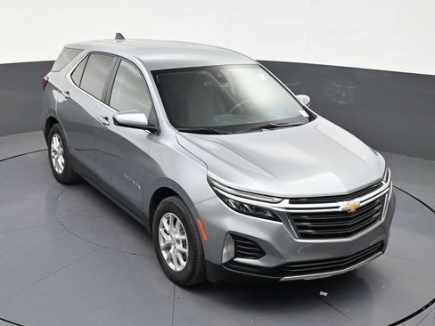 Used 2024 Chevrolet Equinox LT FWD image 18