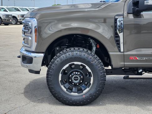 New 2026 Ford F350 King Ranch w/ Tremor Off-Road Package AWD/4WD image 6