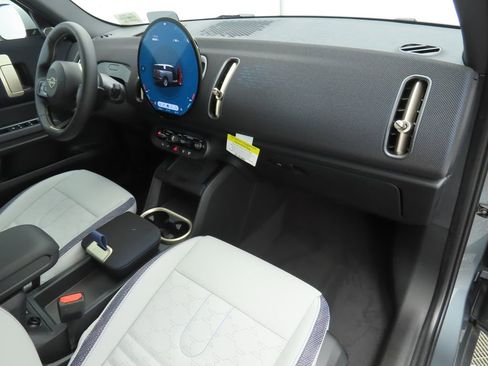 New 2026 MINI Cooper Countryman S image 17