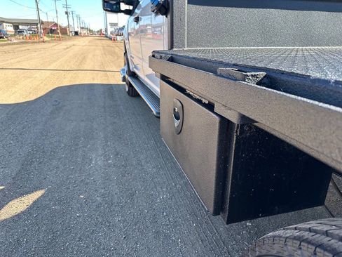 Used 2018 Ford F350 XL w/ Power Equipment Group AWD/4WD image 23