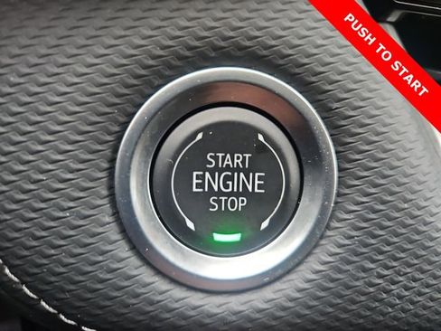 Used 2025 Chevrolet Equinox LT image 17