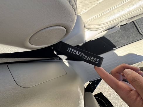 Used 2019 Chrysler Pacifica Touring-L FWD image 23