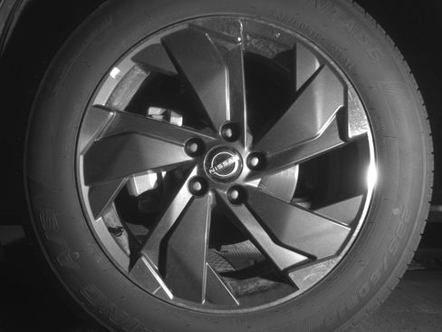 Used 2025 Nissan Rogue SV FWD image 12