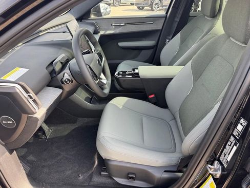 New 2026 Volvo EX30 Plus w/ Climate Package image 8