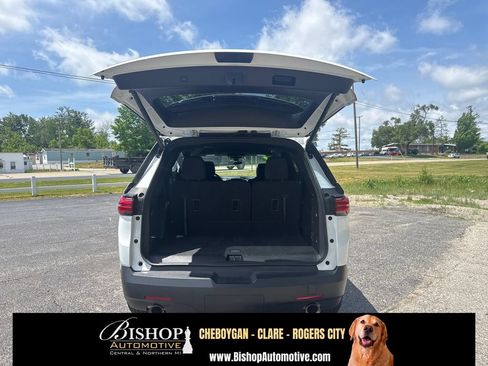 Used 2023 Chevrolet Traverse LT AWD/4WD image 20