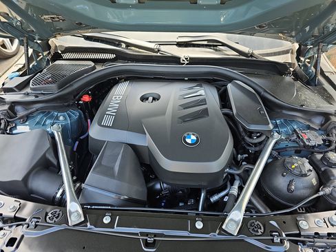 New 2026 BMW 530i xDrive w/ M Sport Package AWD/4WD image 33