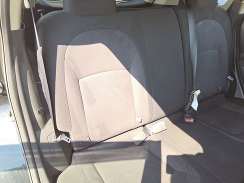 Used 2011 Nissan Rogue S AWD/4WD image 19
