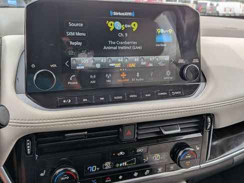 Used 2023 Nissan Rogue SL w/ SL Premium Package AWD/4WD image 24