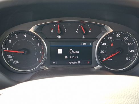 Used 2023 GMC Acadia SLE w/ Driver Convenience Package image 21