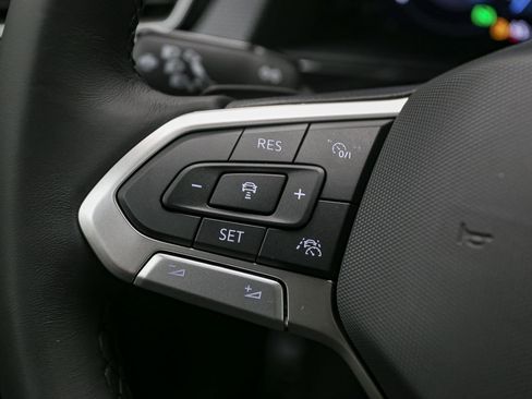 New 2026 Volkswagen Atlas Cross Sport SEL R-Line image 23