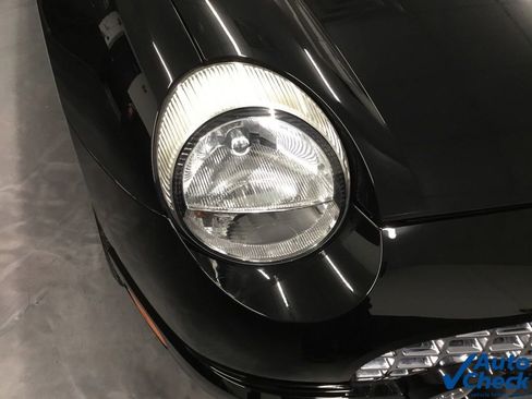 Used 2002 Ford Thunderbird image 15